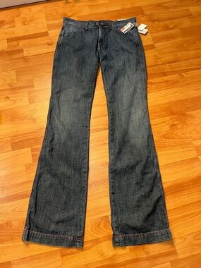 🔥 Diesel PNADAR Flare Jeans – NWT (New With Tags) – Size 14 🔥